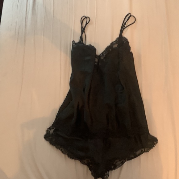 PJ set - Picture 3 of 3